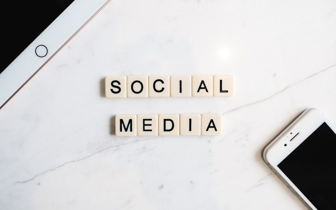 How to Use Social Media to Grow Your Blog